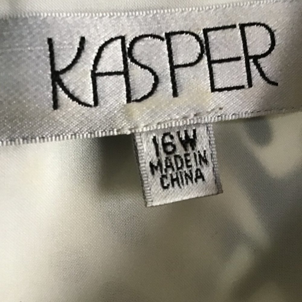 Kasper professional business dress, woman's size 16W, plus size - Picture 3 of 4